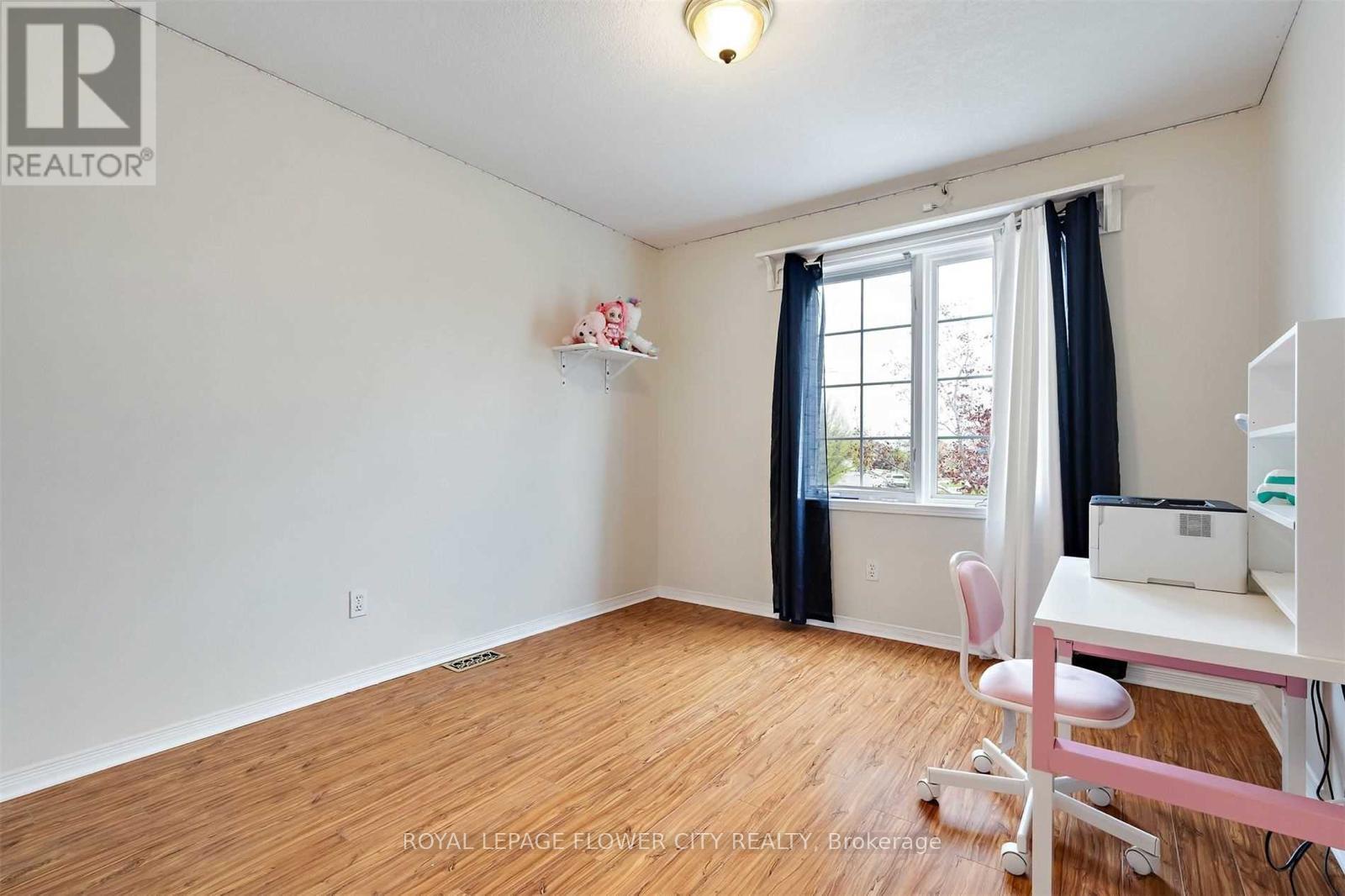 28 Colbourne Crescent, Orangeville, Ontario  L9W 5A7 - Photo 23 - W12647864