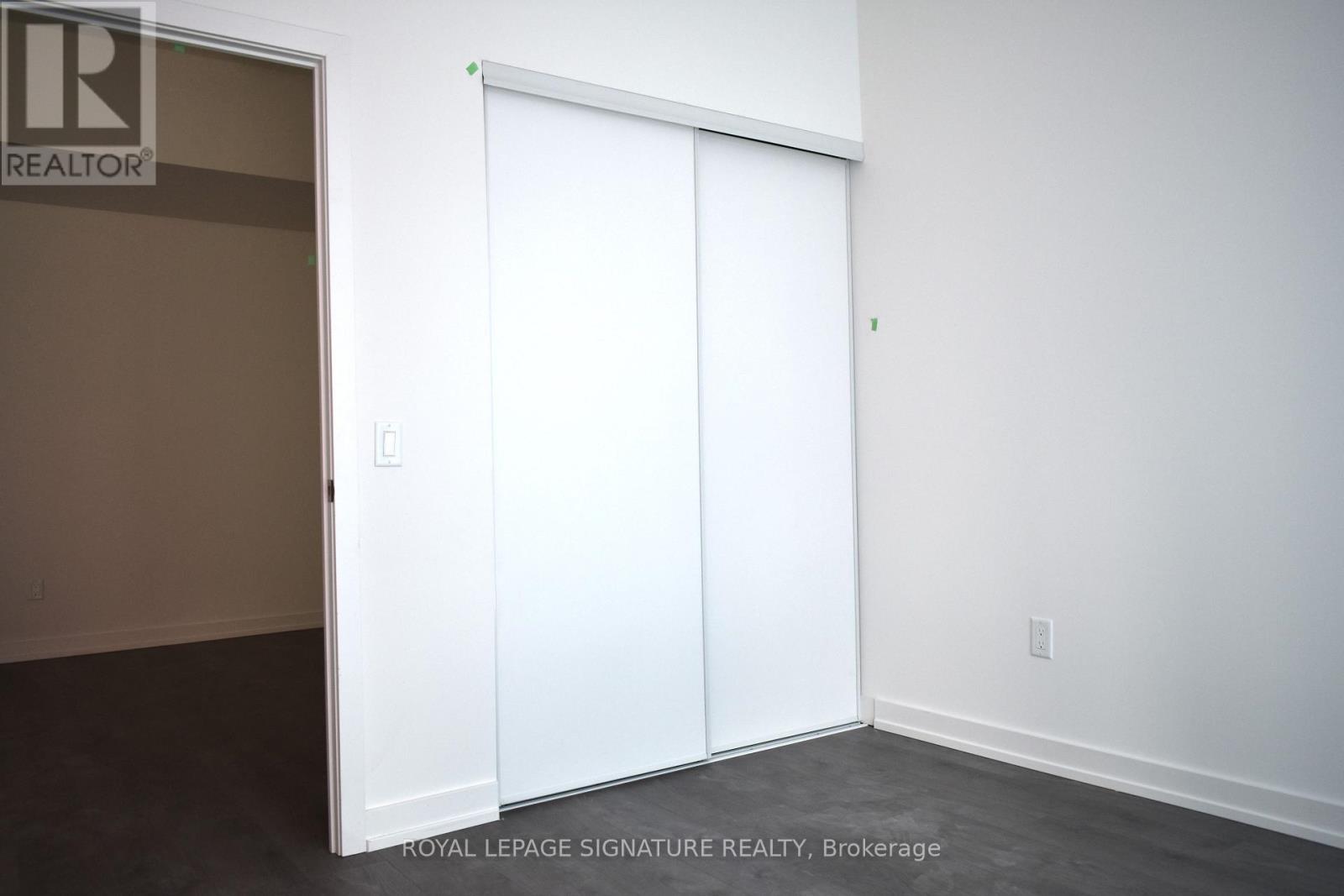 434 - 55 Duke Street W, Kitchener, Ontario  N2H 0C9 - Photo 9 - X12647866