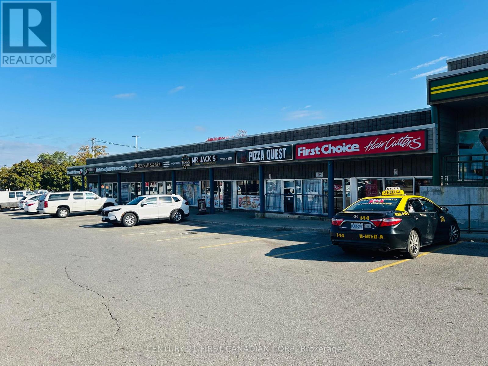 3 - 11 Baseline Road E, London South, Ontario  N6C 5Z8 - Photo 4 - X12647928