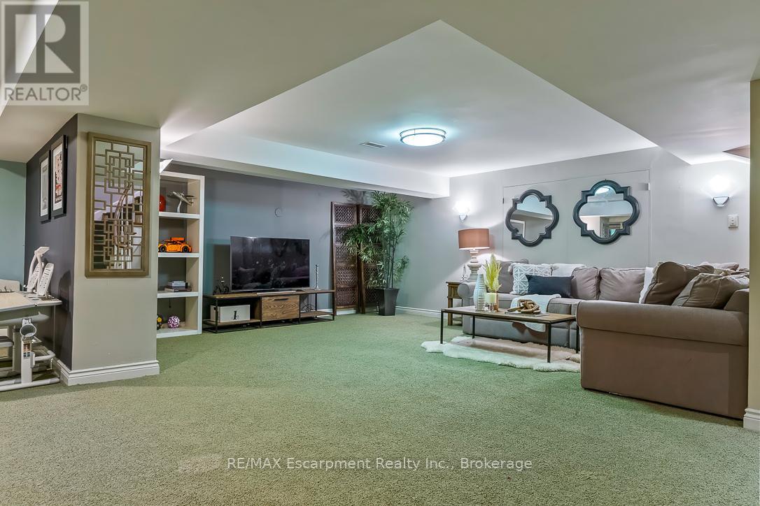 2372 Carrington Place, Oakville, Ontario  L6J 5P4 - Photo 37 - W12529158