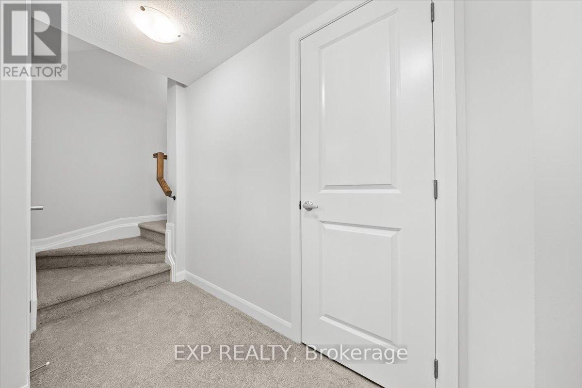 1255 Creekway Private, Ottawa, Ontario  K2T 0T1 - Photo 17 - X12647890