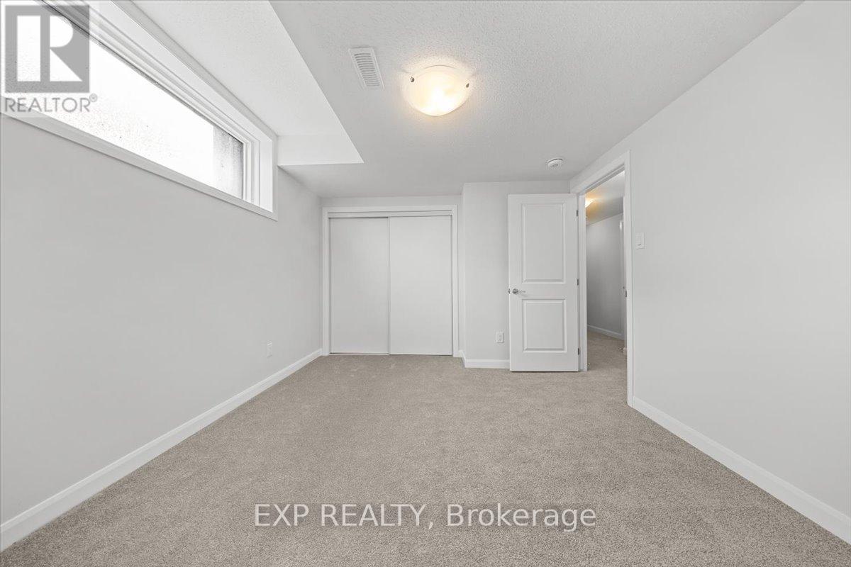 1255 Creekway Private, Ottawa, Ontario  K2T 0T1 - Photo 19 - X12647890