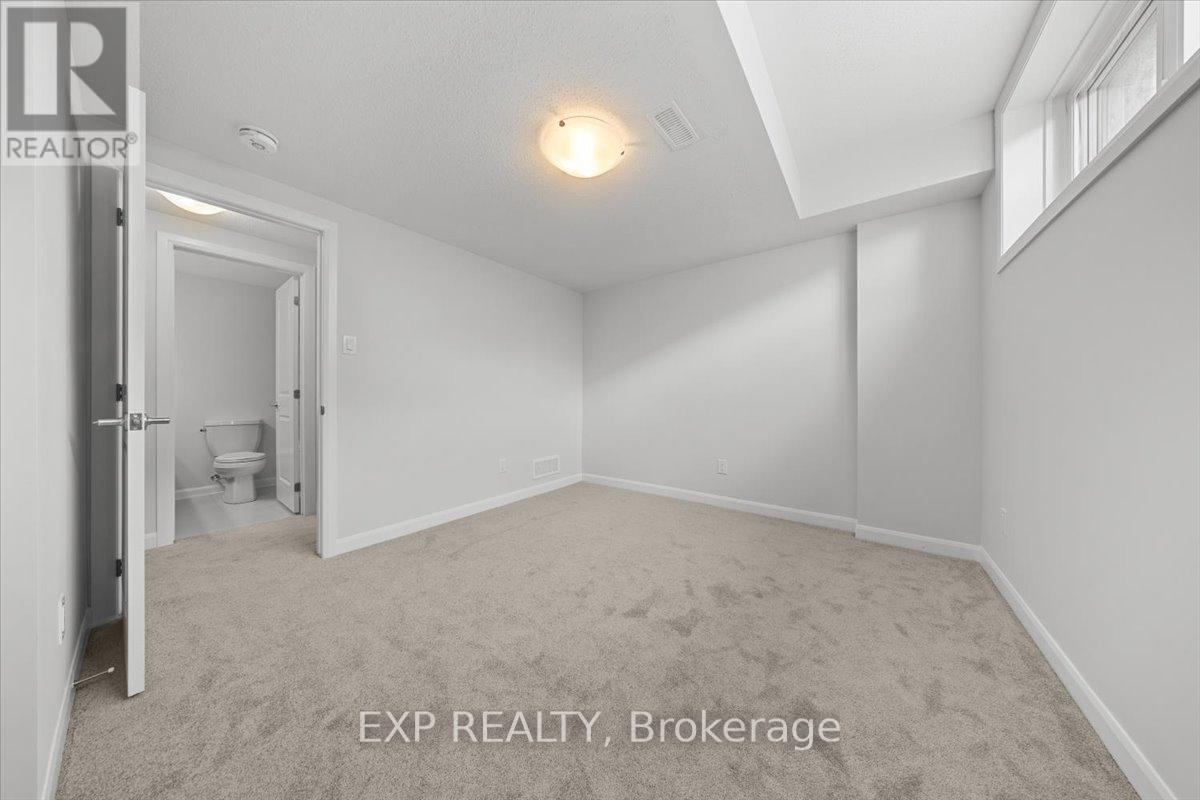 1255 Creekway Private, Ottawa, Ontario  K2T 0T1 - Photo 20 - X12647890