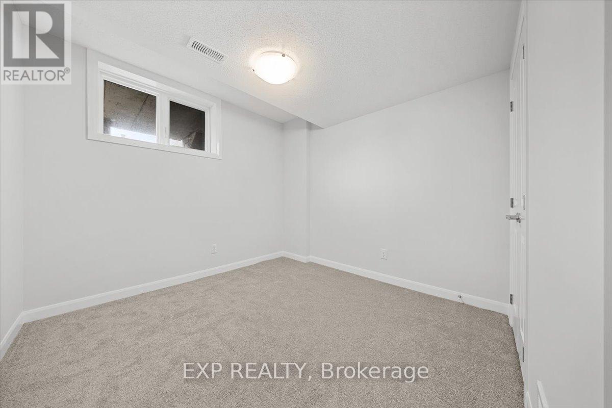 1255 Creekway Private, Ottawa, Ontario  K2T 0T1 - Photo 24 - X12647890