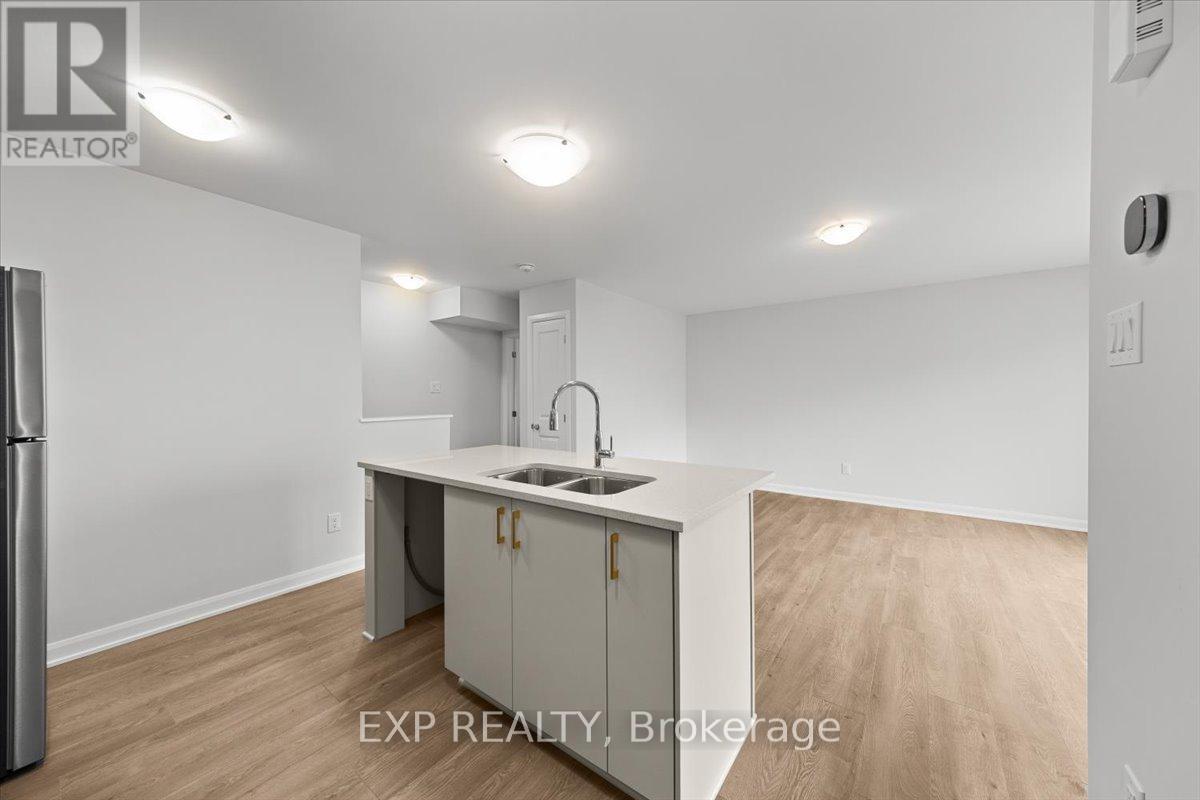 1255 Creekway Private, Ottawa, Ontario  K2T 0T1 - Photo 6 - X12647890