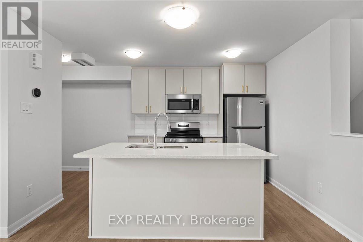 1255 Creekway Private, Ottawa, Ontario  K2T 0T1 - Photo 9 - X12647890