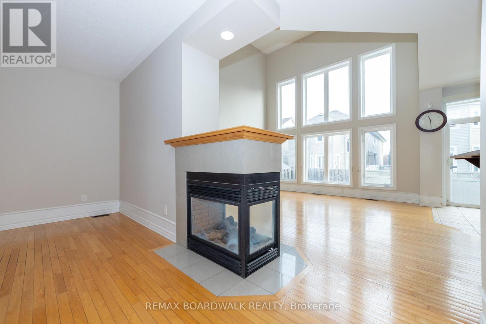 5090 North Bluff Drive, Ottawa, Ontario  K1V 2K2 - Photo 10 - X12647898