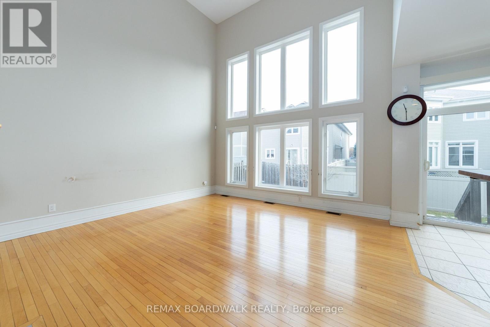 5090 North Bluff Drive, Ottawa, Ontario  K1V 2K2 - Photo 11 - X12647898