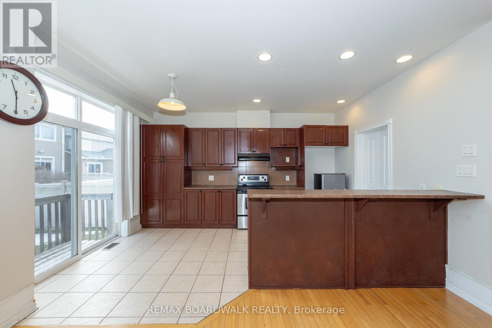 5090 North Bluff Drive, Ottawa, Ontario  K1V 2K2 - Photo 13 - X12647898