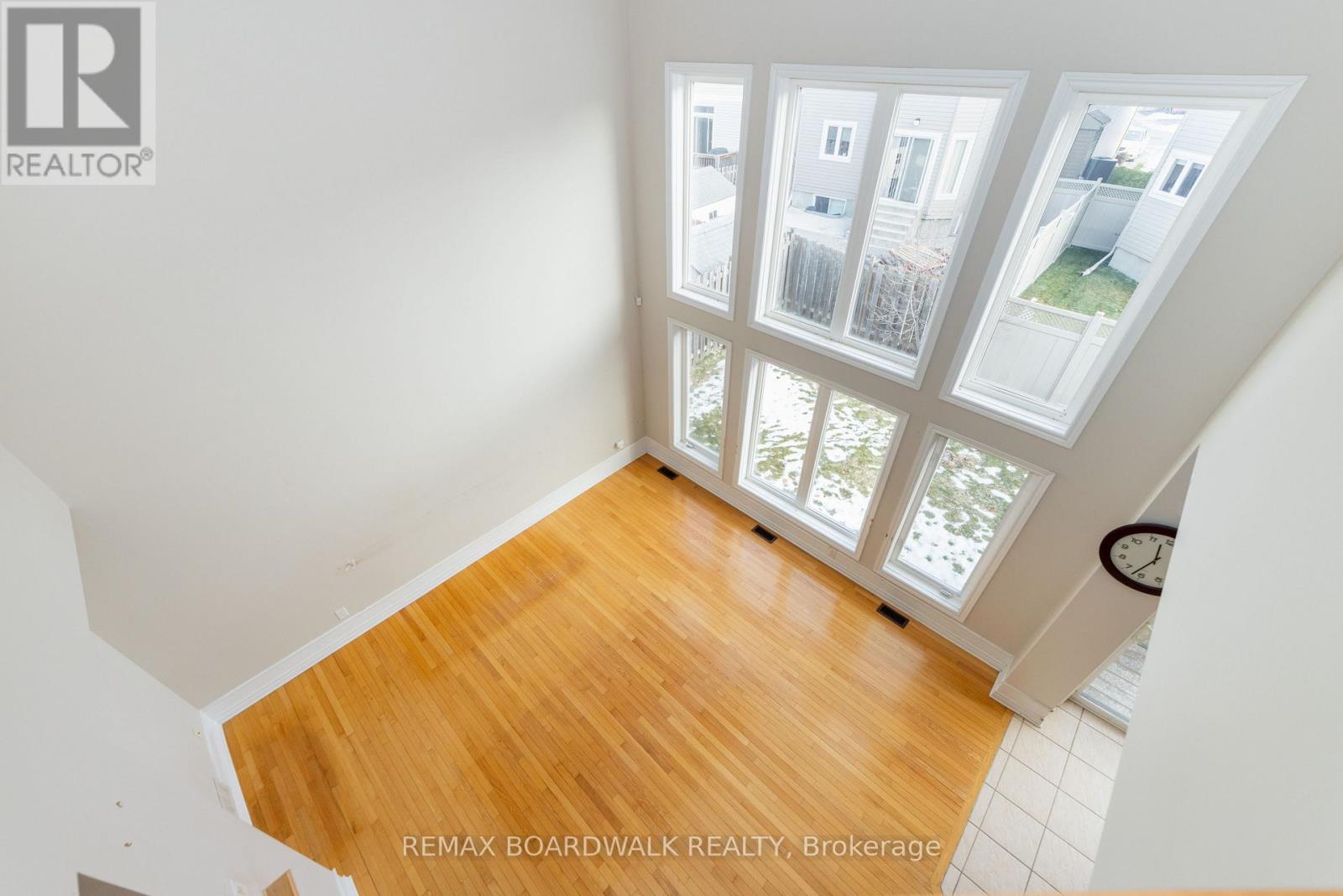 5090 North Bluff Drive, Ottawa, Ontario  K1V 2K2 - Photo 18 - X12647898