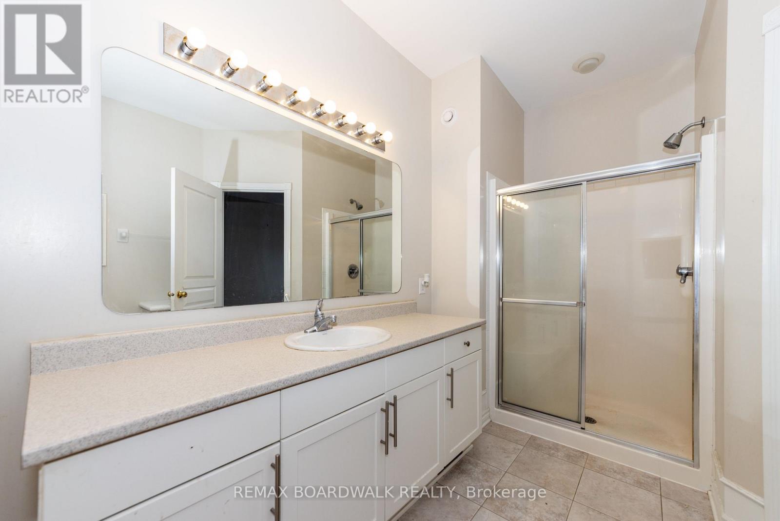 5090 North Bluff Drive, Ottawa, Ontario  K1V 2K2 - Photo 22 - X12647898