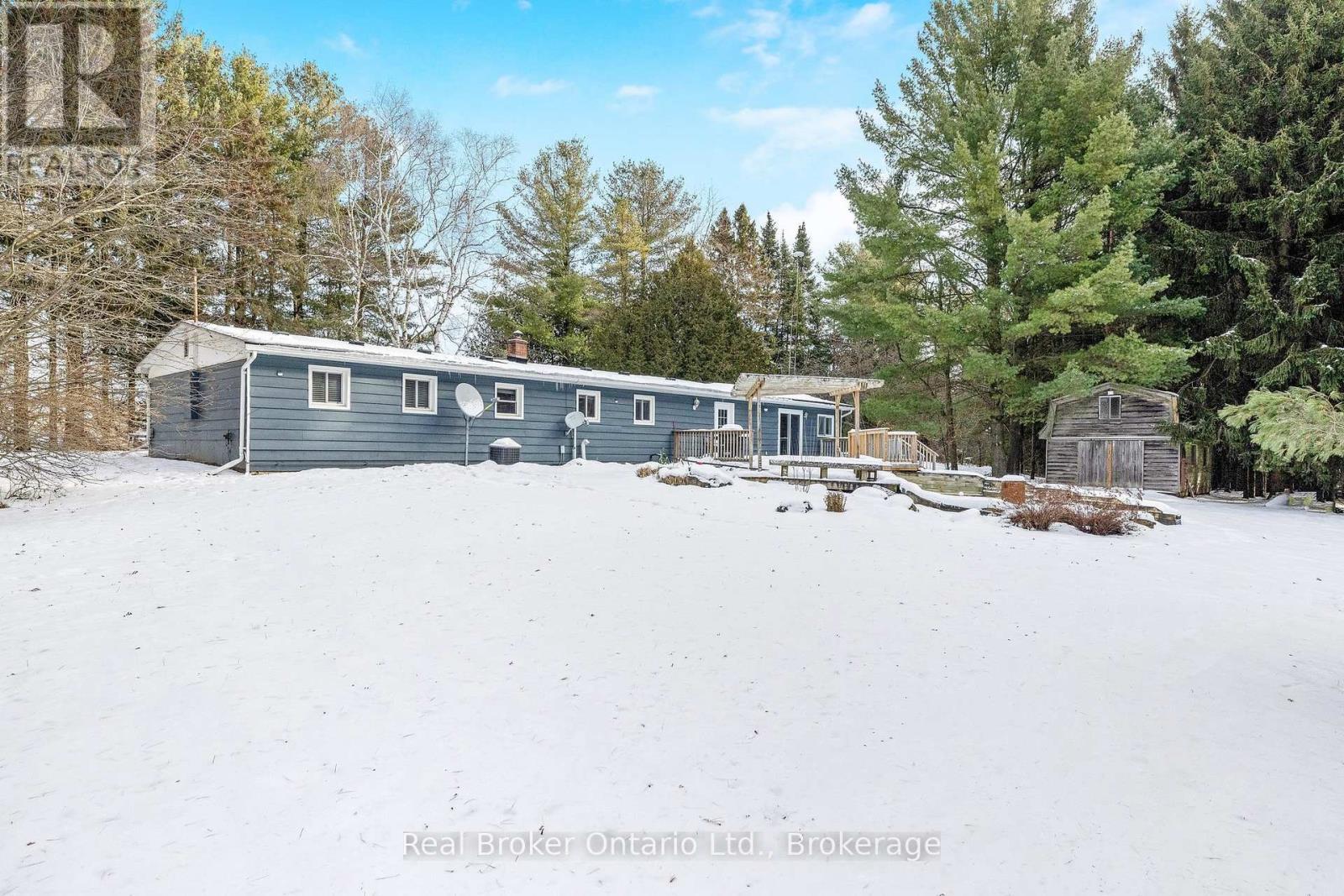 111016 11th Line, East Garafraxa, Ontario  L9W 7A4 - Photo 2 - X12480101