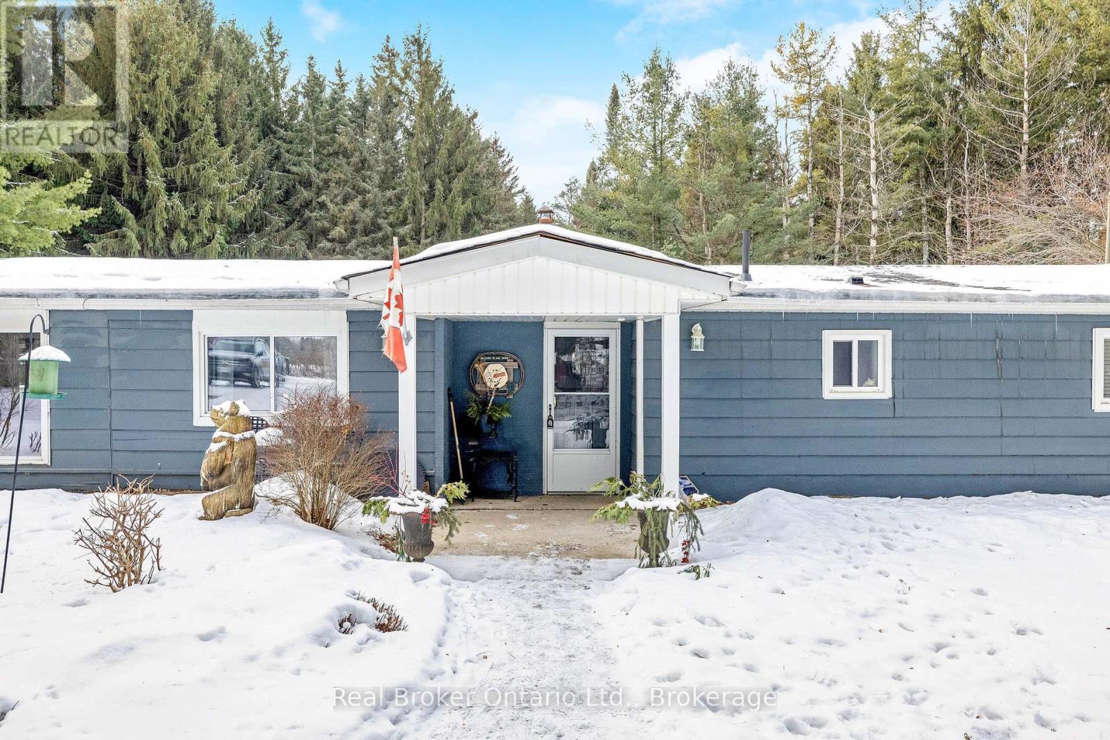 111016 11th Line, East Garafraxa, Ontario  L9W 7A4 - Photo 3 - X12480101