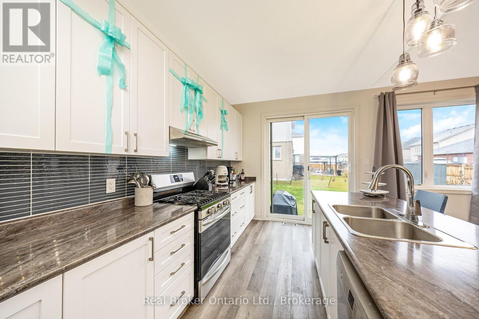 61 Kirvan Street, Centre Wellington, Ontario  N1M 0G9 - Photo 16 - X12574166