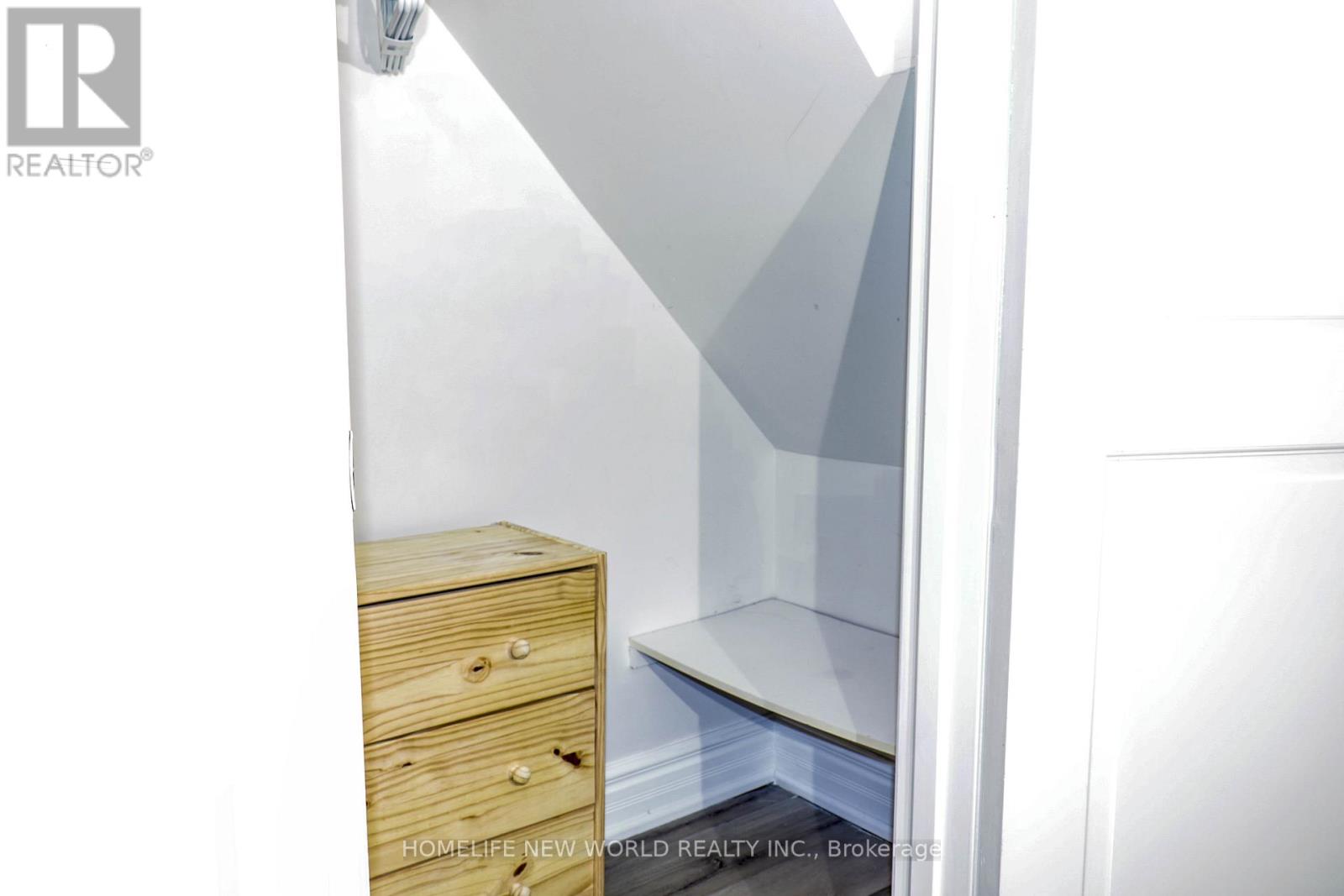 Bsmt - 222 Markham Street, Toronto, Ontario  M6J 2G6 - Photo 12 - C12647916