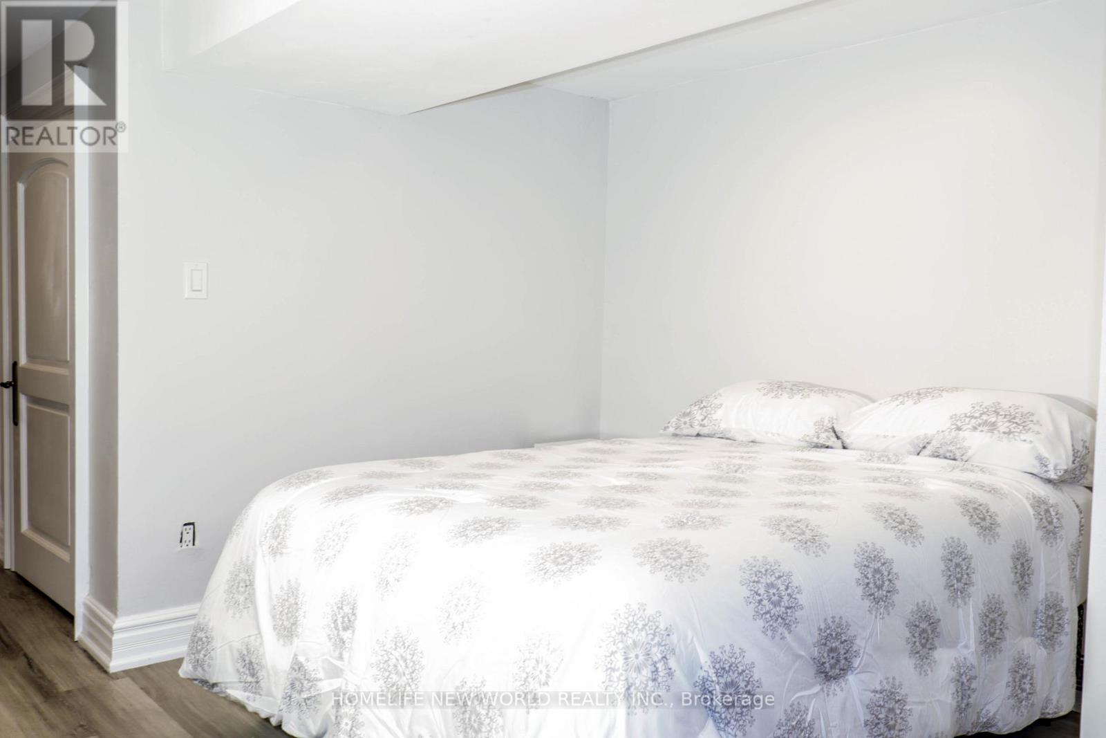 Bsmt - 222 Markham Street, Toronto, Ontario  M6J 2G6 - Photo 13 - C12647916