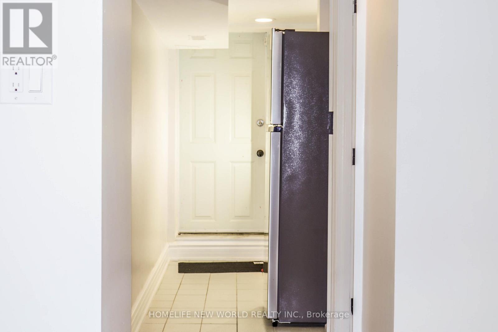 Bsmt - 222 Markham Street, Toronto, Ontario  M6J 2G6 - Photo 14 - C12647916