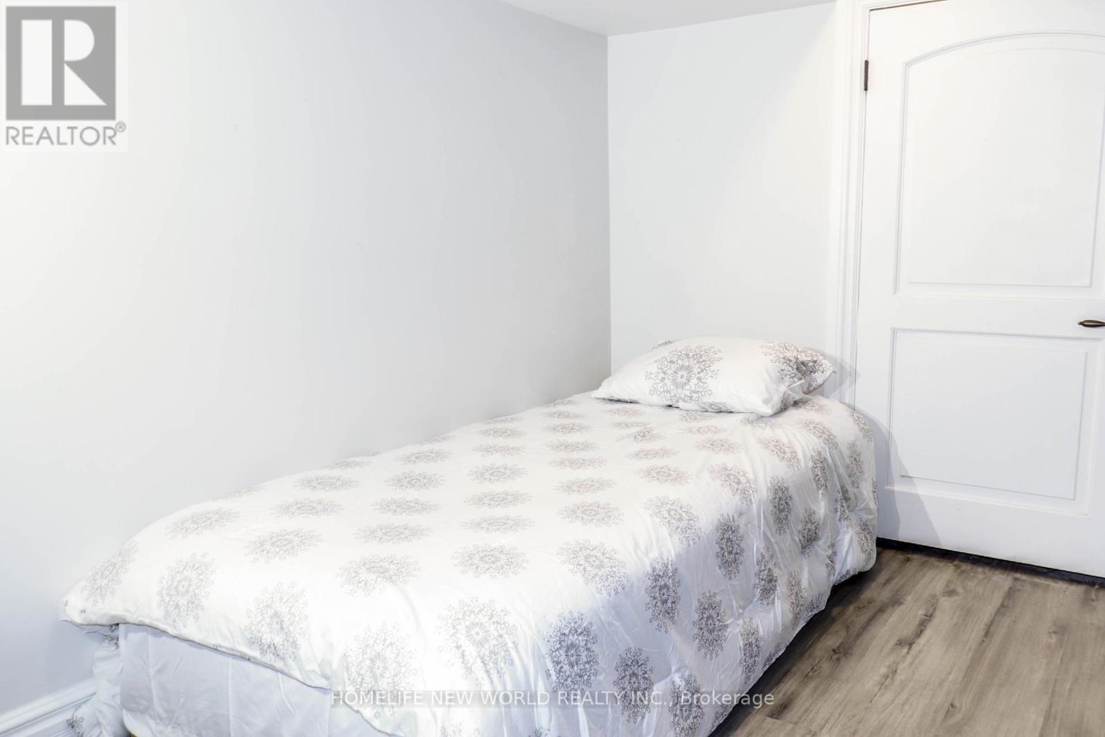 Bsmt - 222 Markham Street, Toronto, Ontario  M6J 2G6 - Photo 5 - C12647916