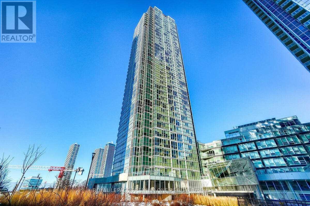 611 - 2916 HIGHWAY 7 ROAD, Vaughan, Ontario