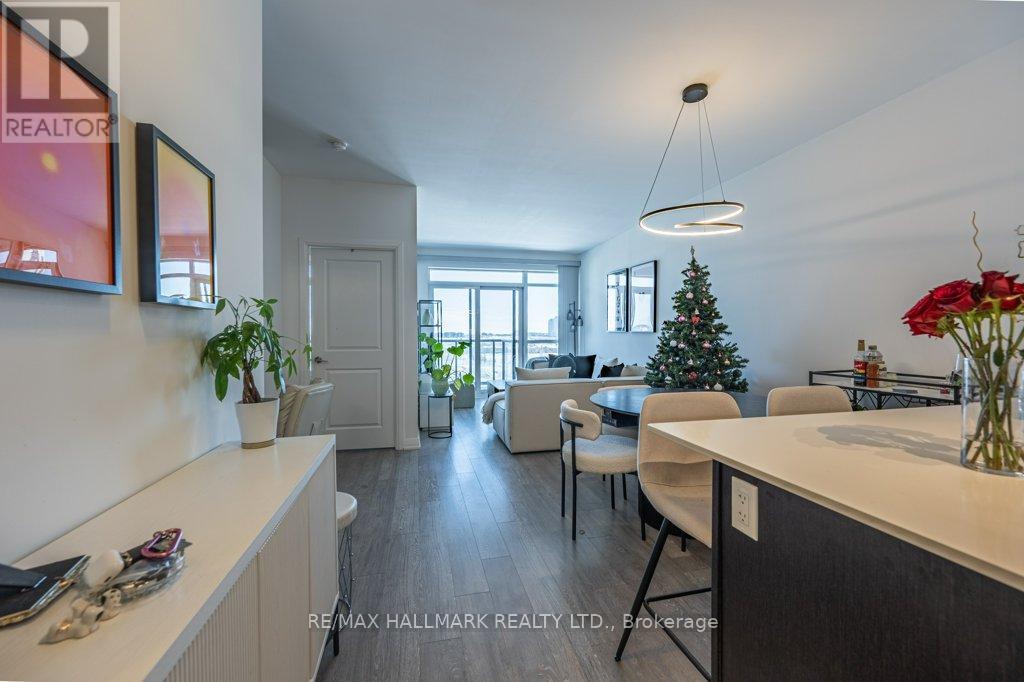 811 - 65 Oneida Crescent, Richmond Hill, Ontario  L4B 0G9 - Photo 6 - N12647962