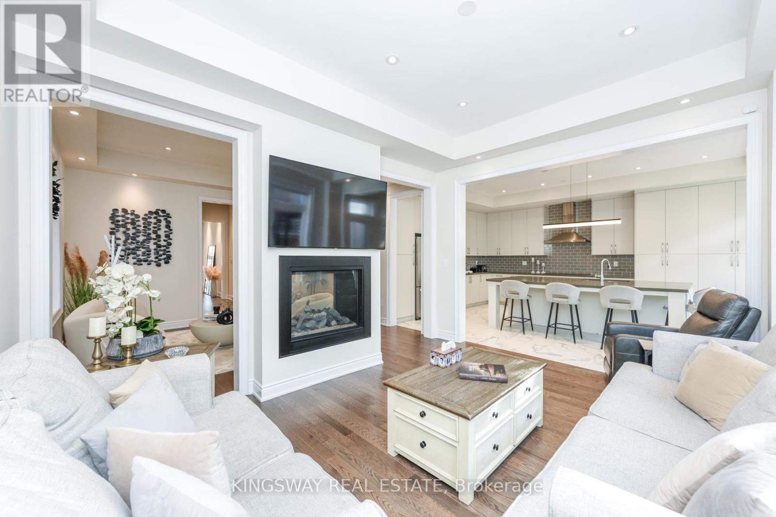 1288 Queens Plate Road, Oakville, Ontario  L6M 5M2 - Photo 15 - W12647874