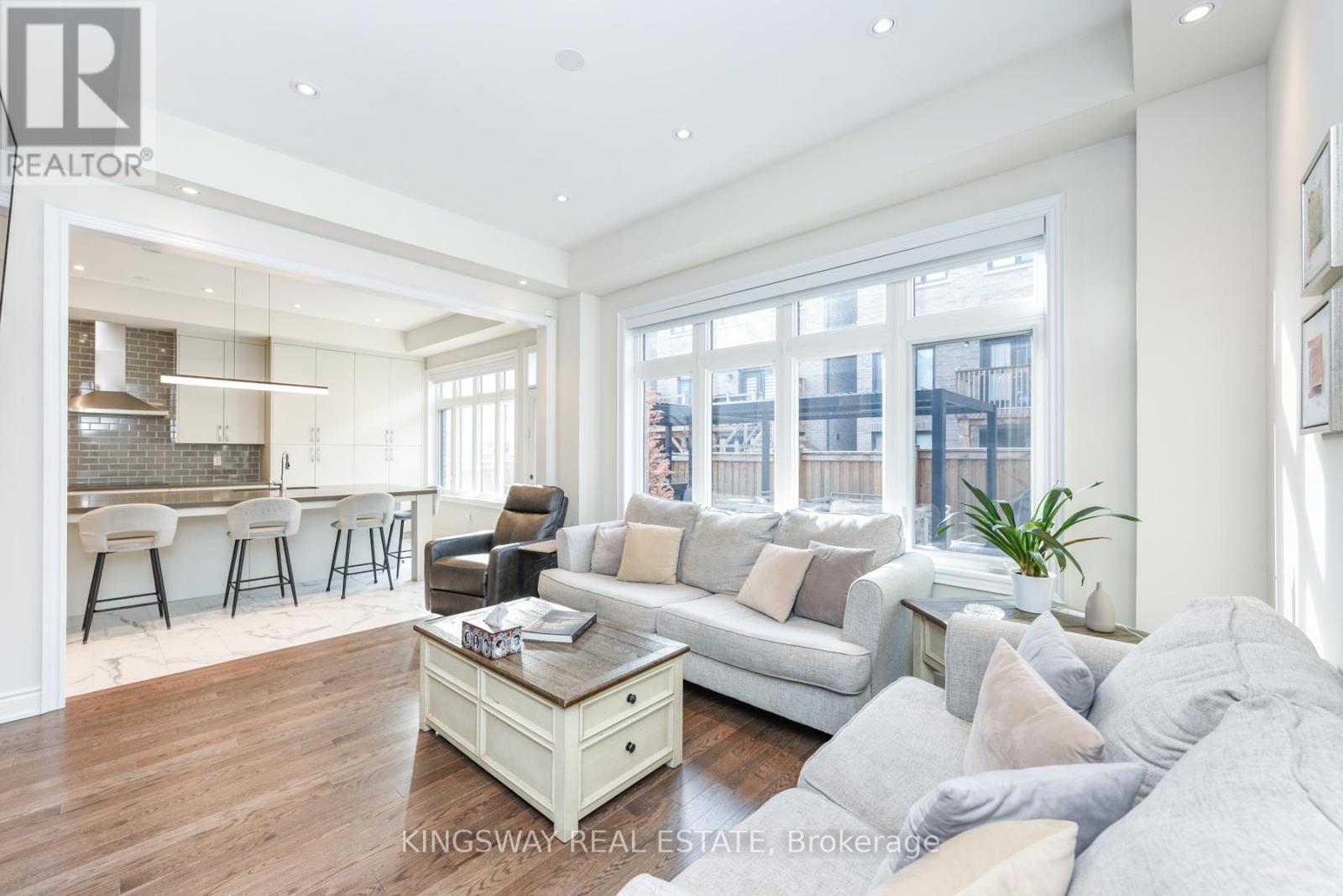 1288 Queens Plate Road, Oakville, Ontario  L6M 5M2 - Photo 16 - W12647874