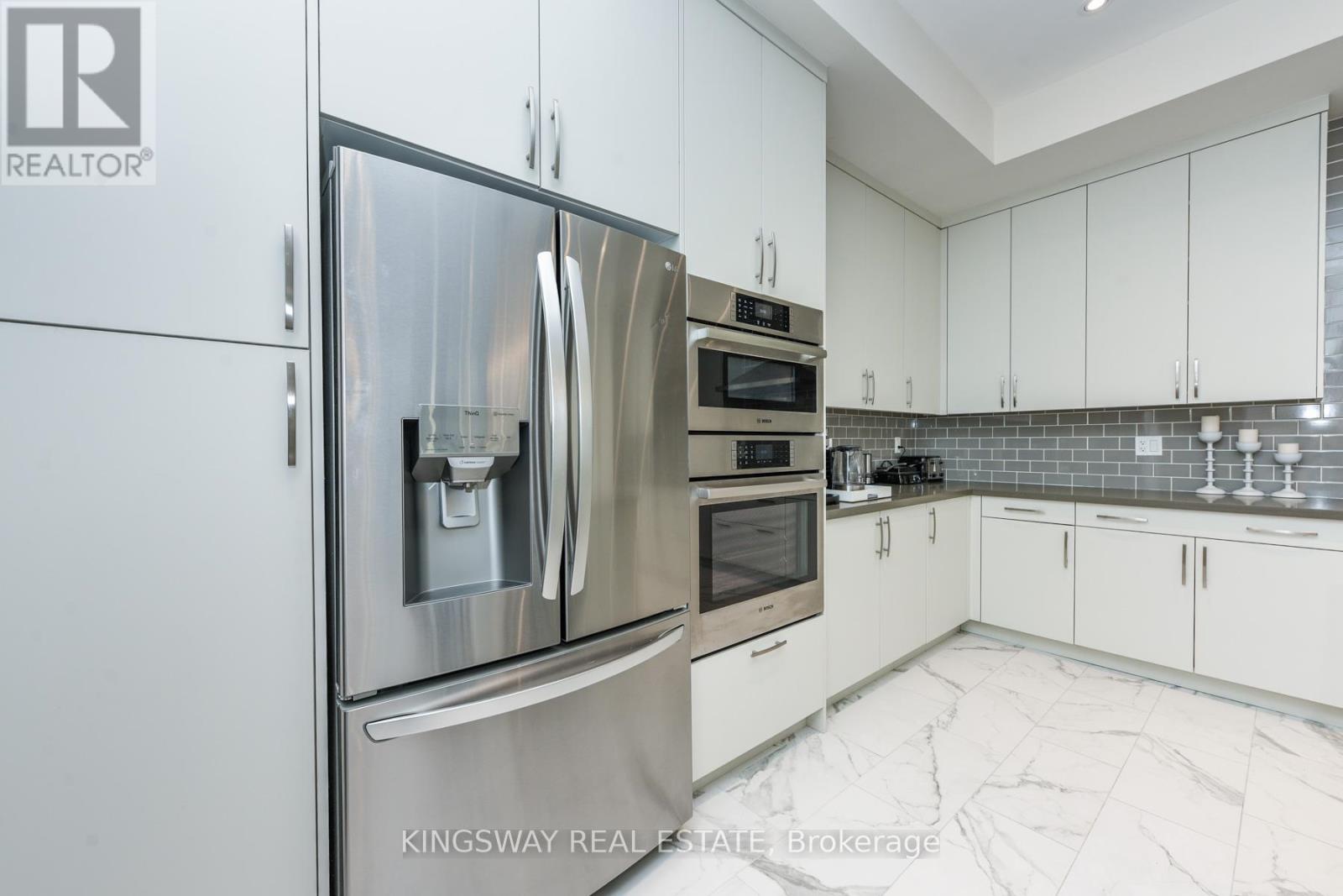 1288 Queens Plate Road, Oakville, Ontario  L6M 5M2 - Photo 17 - W12647874