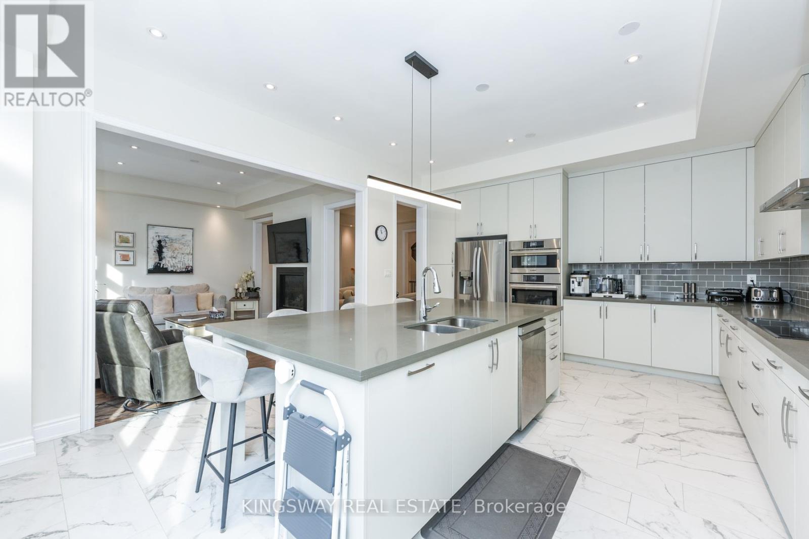 1288 Queens Plate Road, Oakville, Ontario  L6M 5M2 - Photo 20 - W12647874