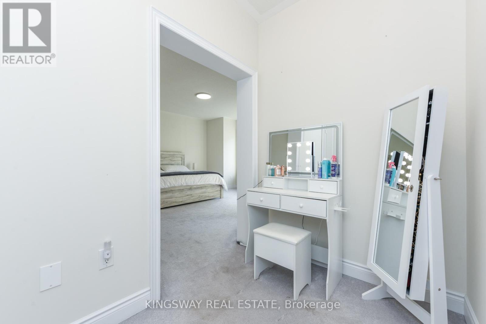 1288 Queens Plate Road, Oakville, Ontario  L6M 5M2 - Photo 26 - W12647874