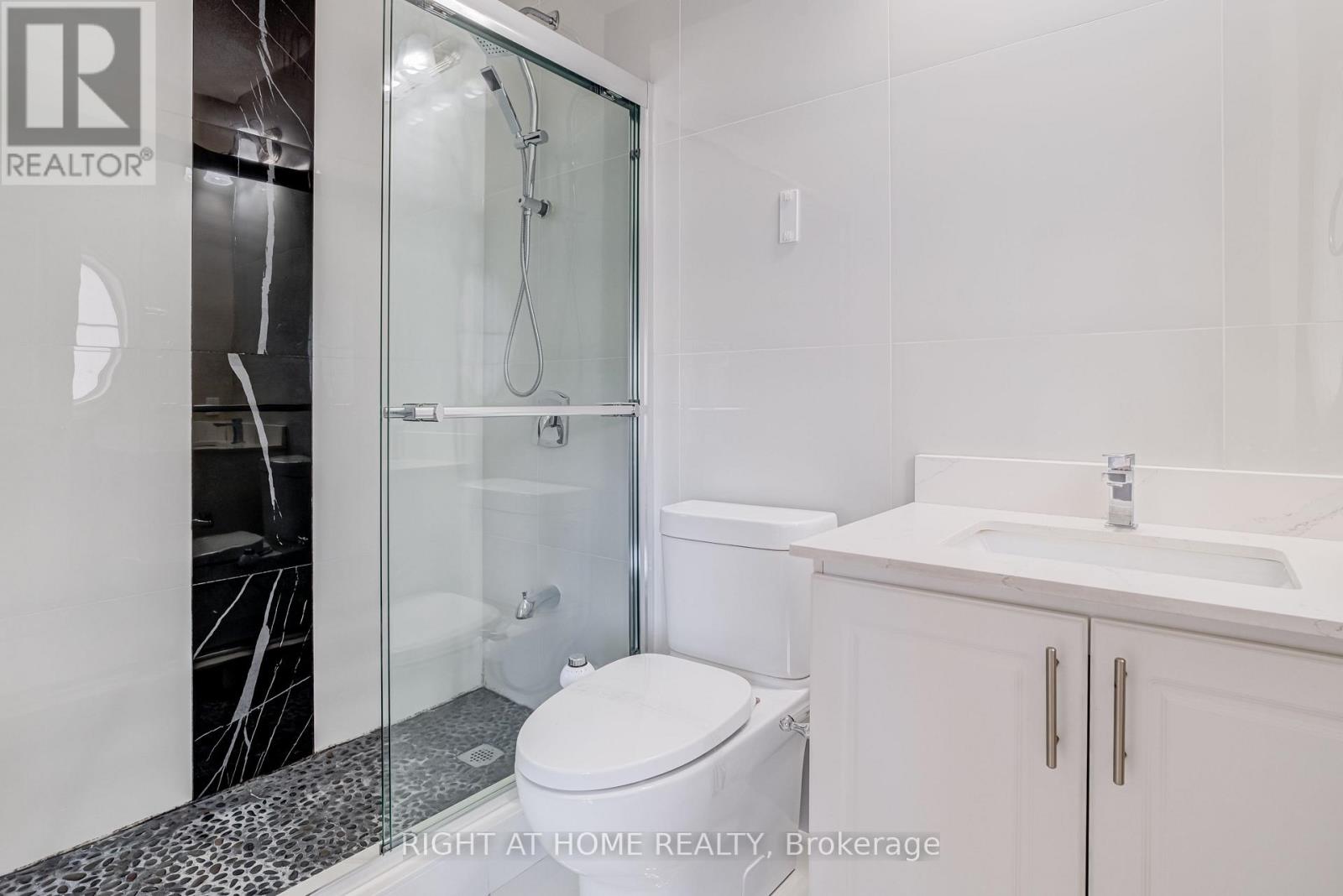 96 Humberstone Crescent, Brampton, Ontario  L7A 4B8 - Photo 23 - W12647892