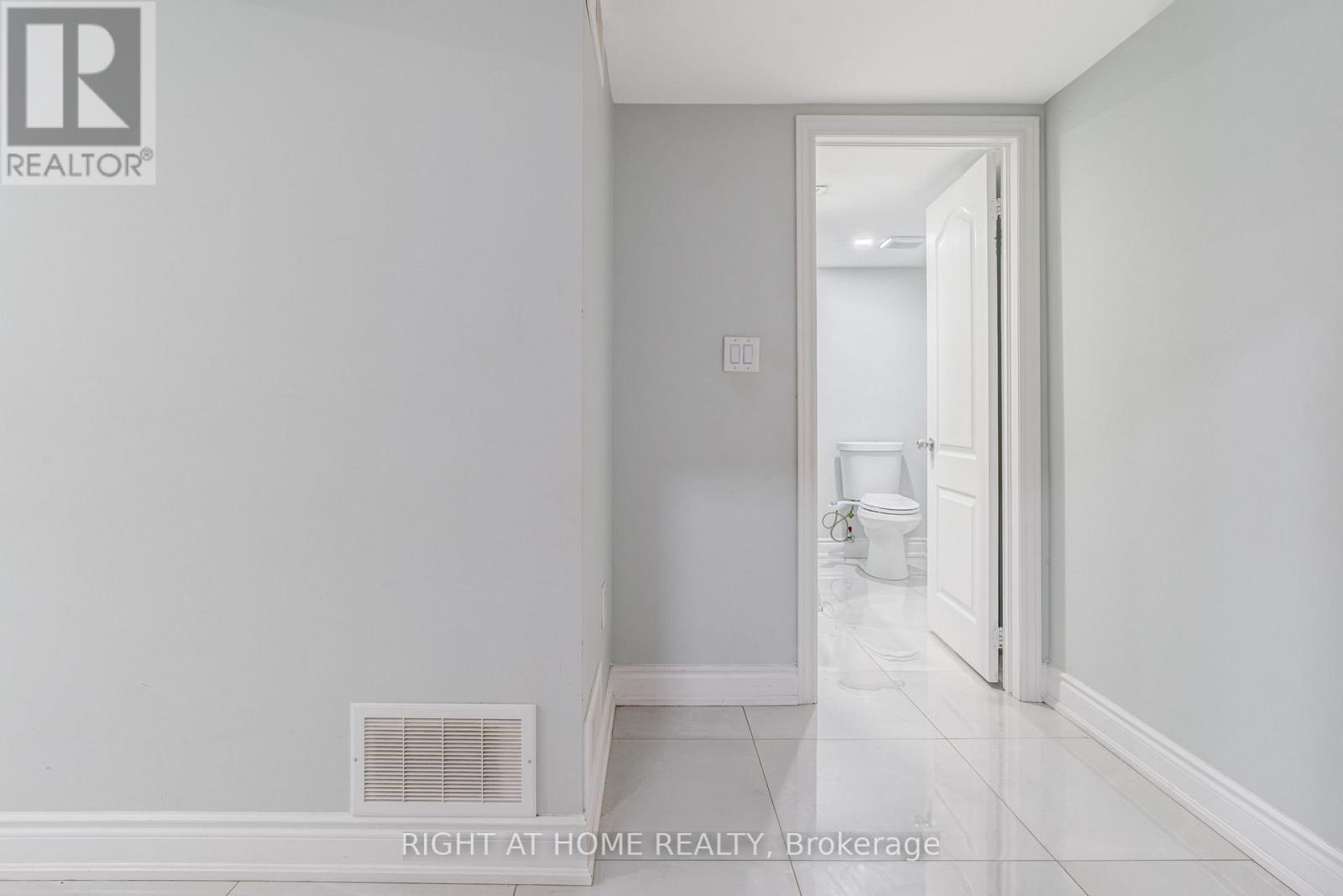 96 Humberstone Crescent, Brampton, Ontario  L7A 4B8 - Photo 29 - W12647892