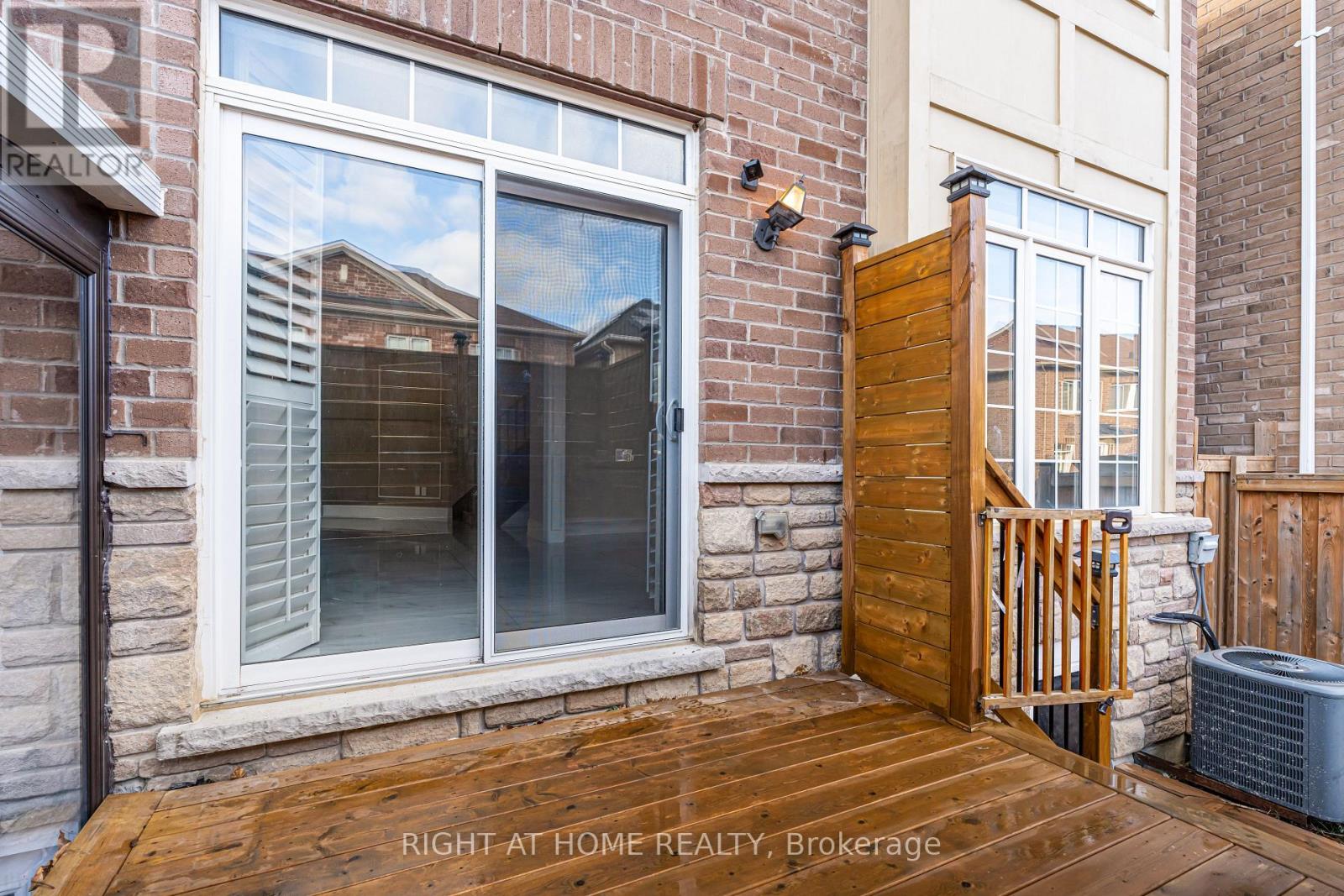 96 Humberstone Crescent, Brampton, Ontario  L7A 4B8 - Photo 41 - W12647892