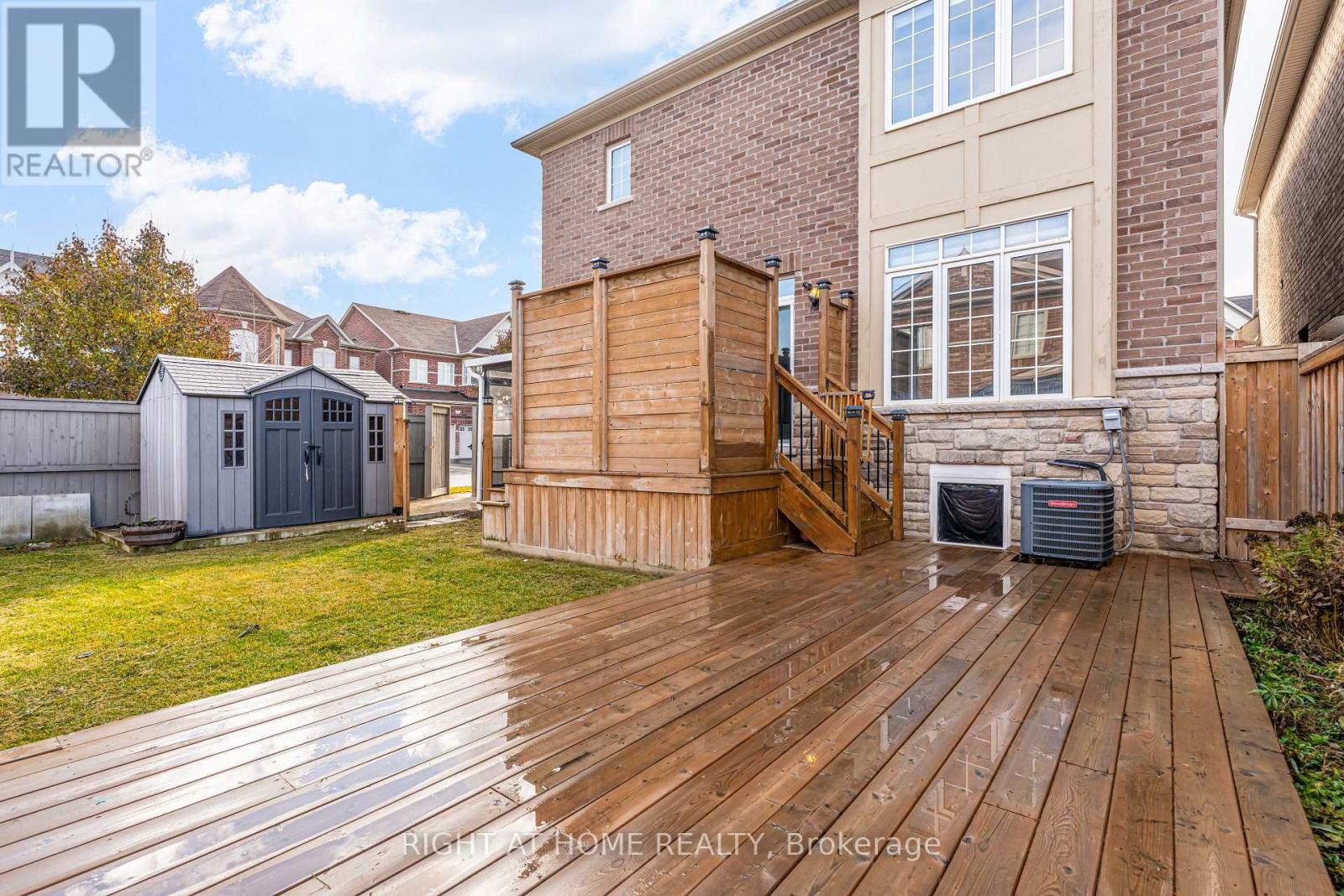 96 Humberstone Crescent, Brampton, Ontario  L7A 4B8 - Photo 44 - W12647892