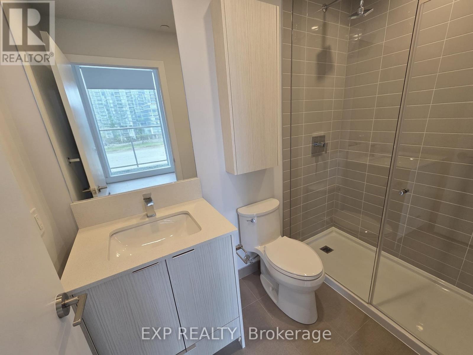 417 - 430 Square One Drive, Mississauga, Ontario  L5B 0L6 - Photo 10 - W12647918