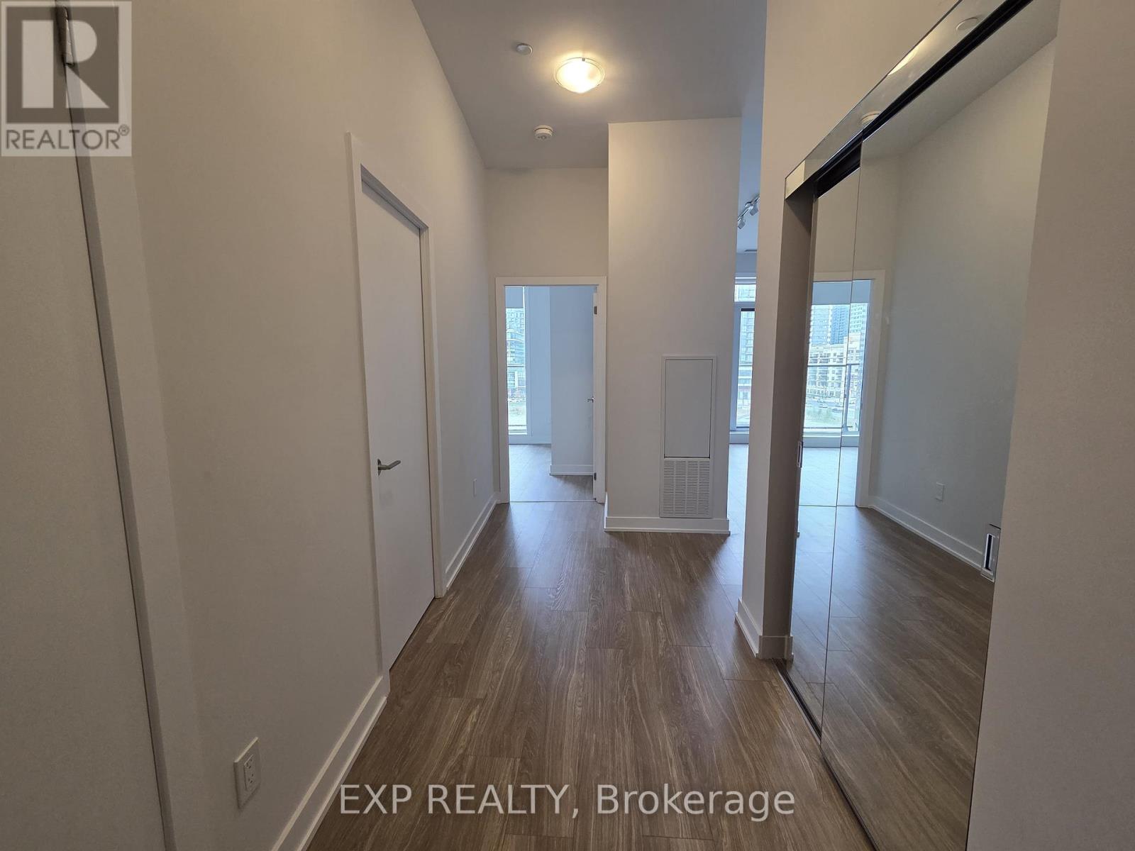 417 - 430 Square One Drive, Mississauga, Ontario  L5B 0L6 - Photo 2 - W12647918