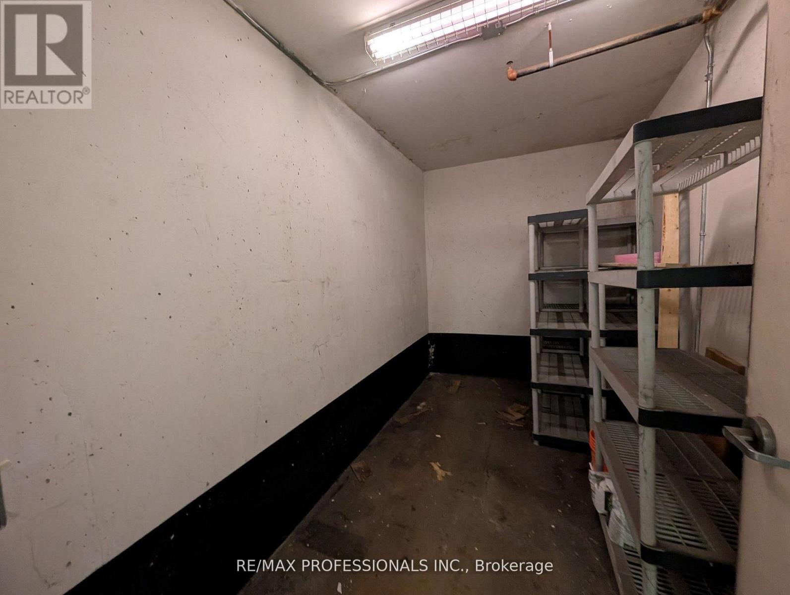 806 - 33 Elm Drive W, Mississauga, Ontario  L5B 4M2 - Photo 13 - W12647930