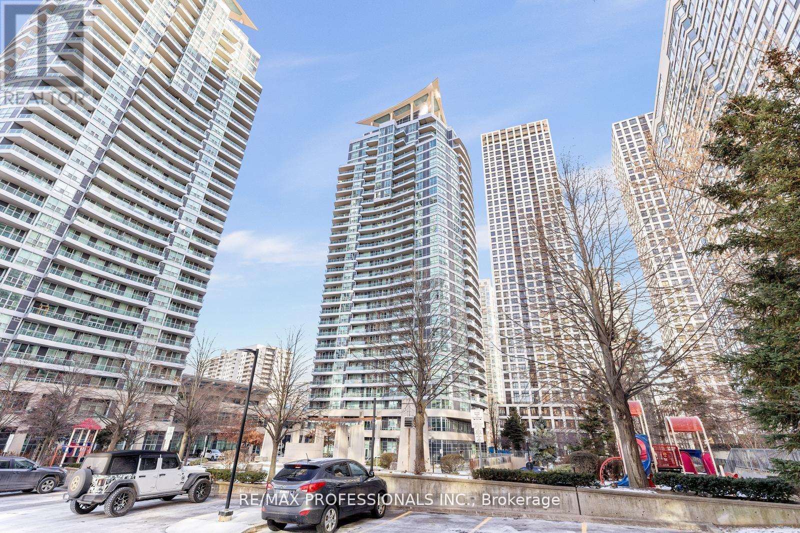 806 - 33 Elm Drive W, Mississauga, Ontario  L5B 4M2 - Photo 14 - W12647930