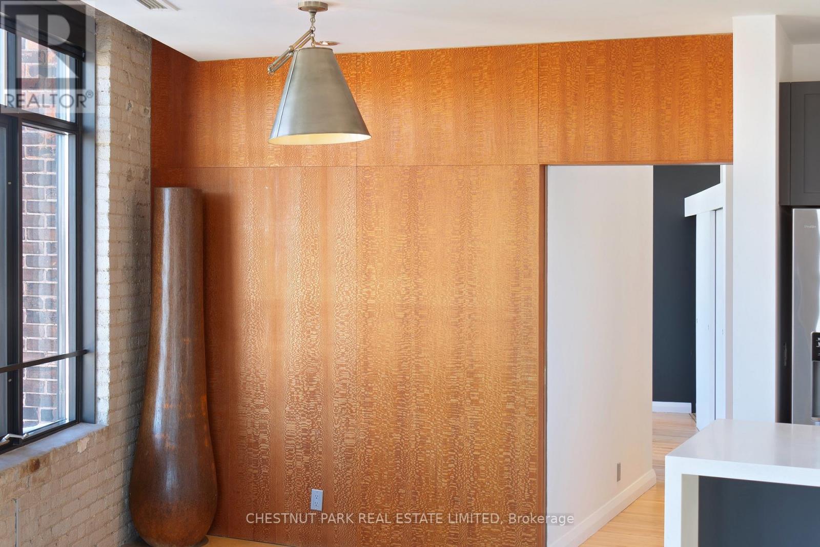 402 - 1 Columbus Avenue, Toronto, Ontario  M6R 1S1 - Photo 15 - W12647952