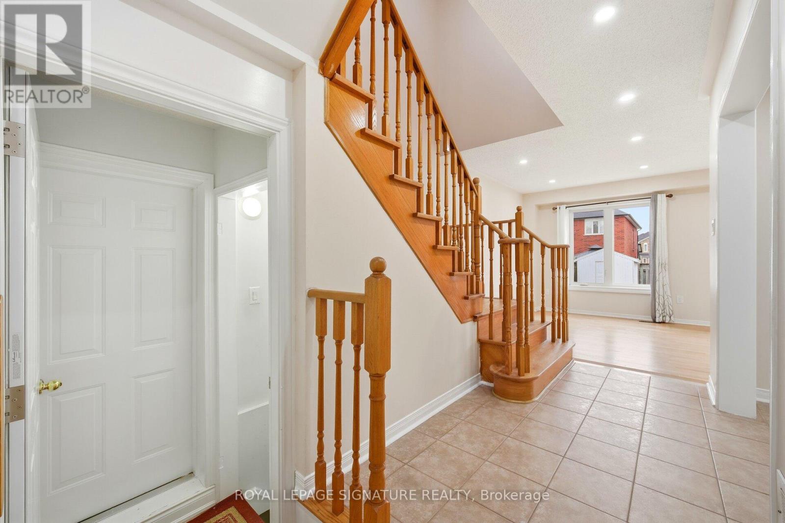 46 Loons Call Crescent, Brampton, Ontario  L6R 2G5 - Photo 35 - W12647964