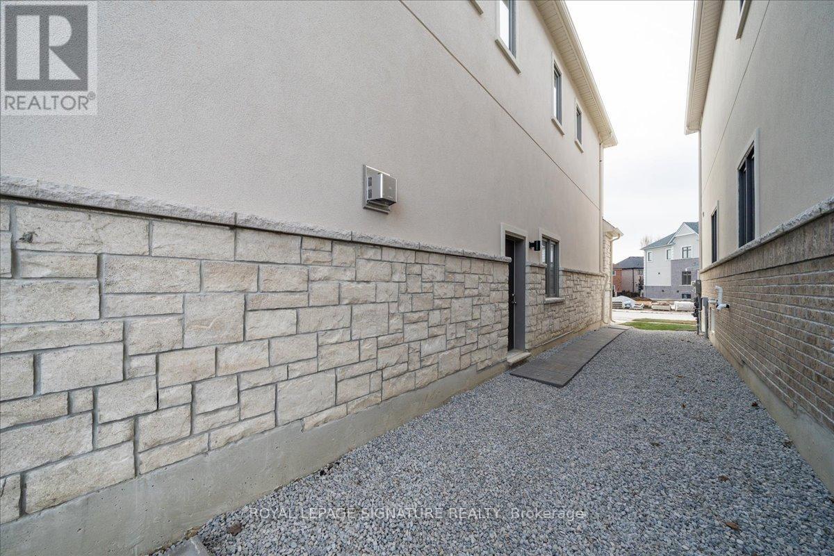 26 Altamira Road, Brampton, Ontario  L6P 4S5 - Photo 19 - W12647982