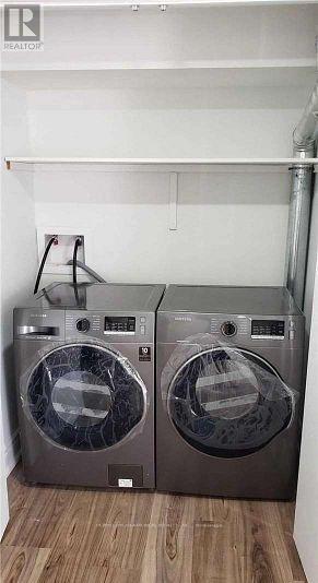 Bsmt - 8 Burlwood Road, Brampton, Ontario  L6P 4E9 - Photo 10 - W12647992