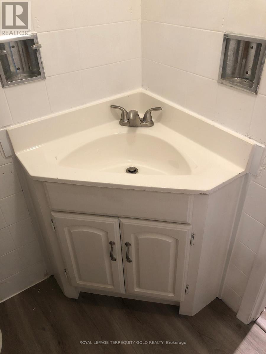 Bsmt - 150 Osler Street, Toronto, Ontario  M6N 2Y8 - Photo 10 - W12648012