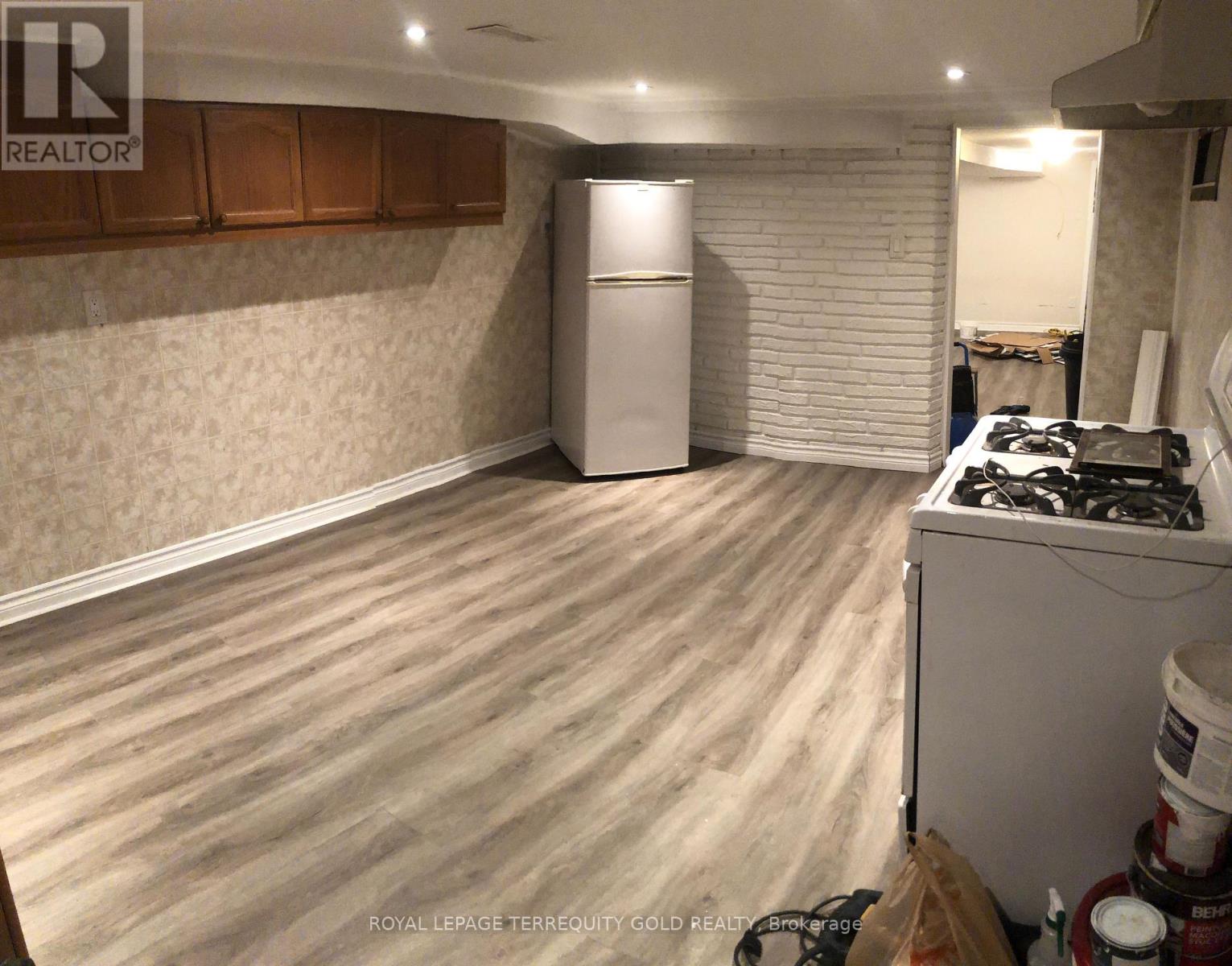 Bsmt - 150 Osler Street, Toronto, Ontario  M6N 2Y8 - Photo 7 - W12648012