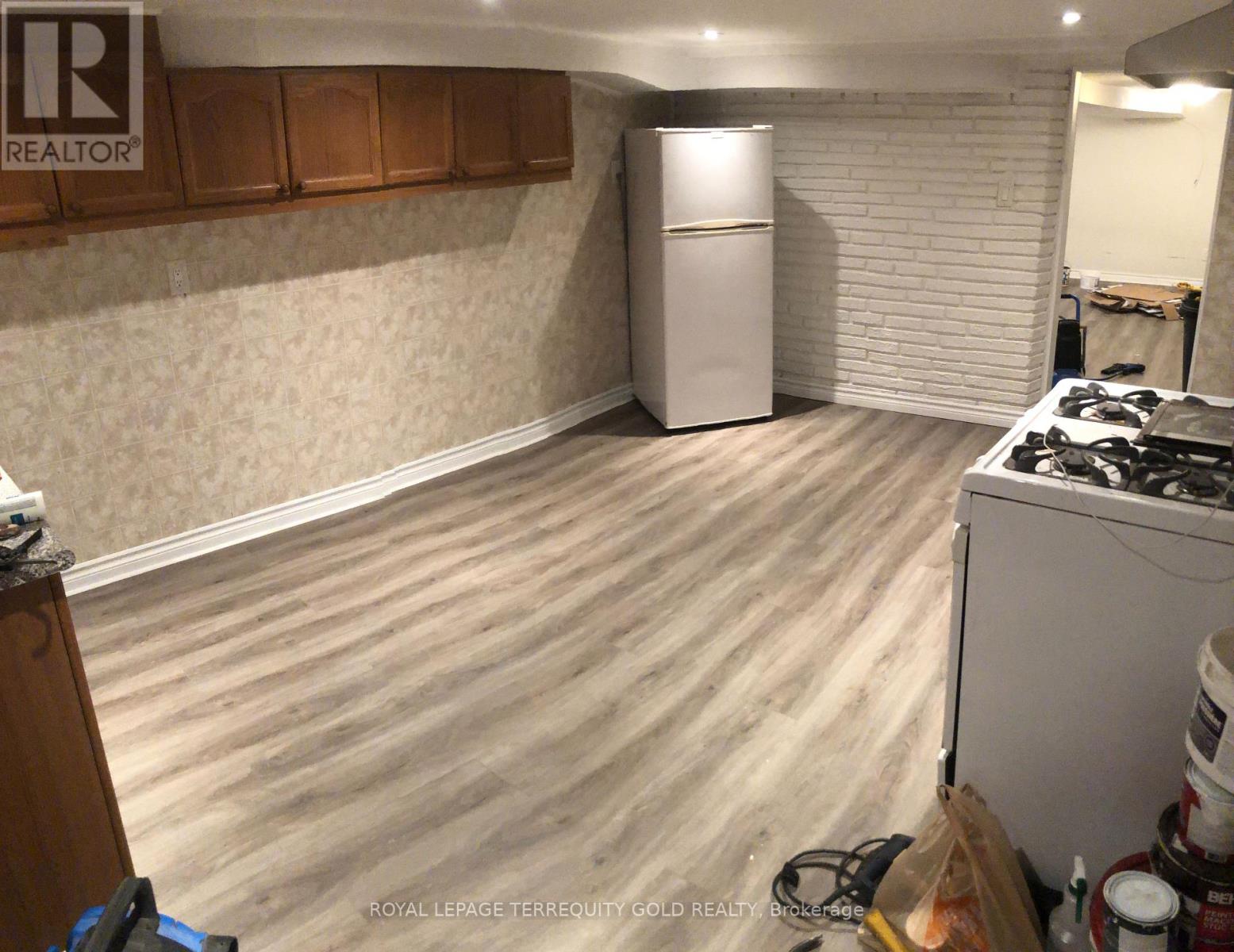 Bsmt - 150 Osler Street, Toronto, Ontario  M6N 2Y8 - Photo 8 - W12648012