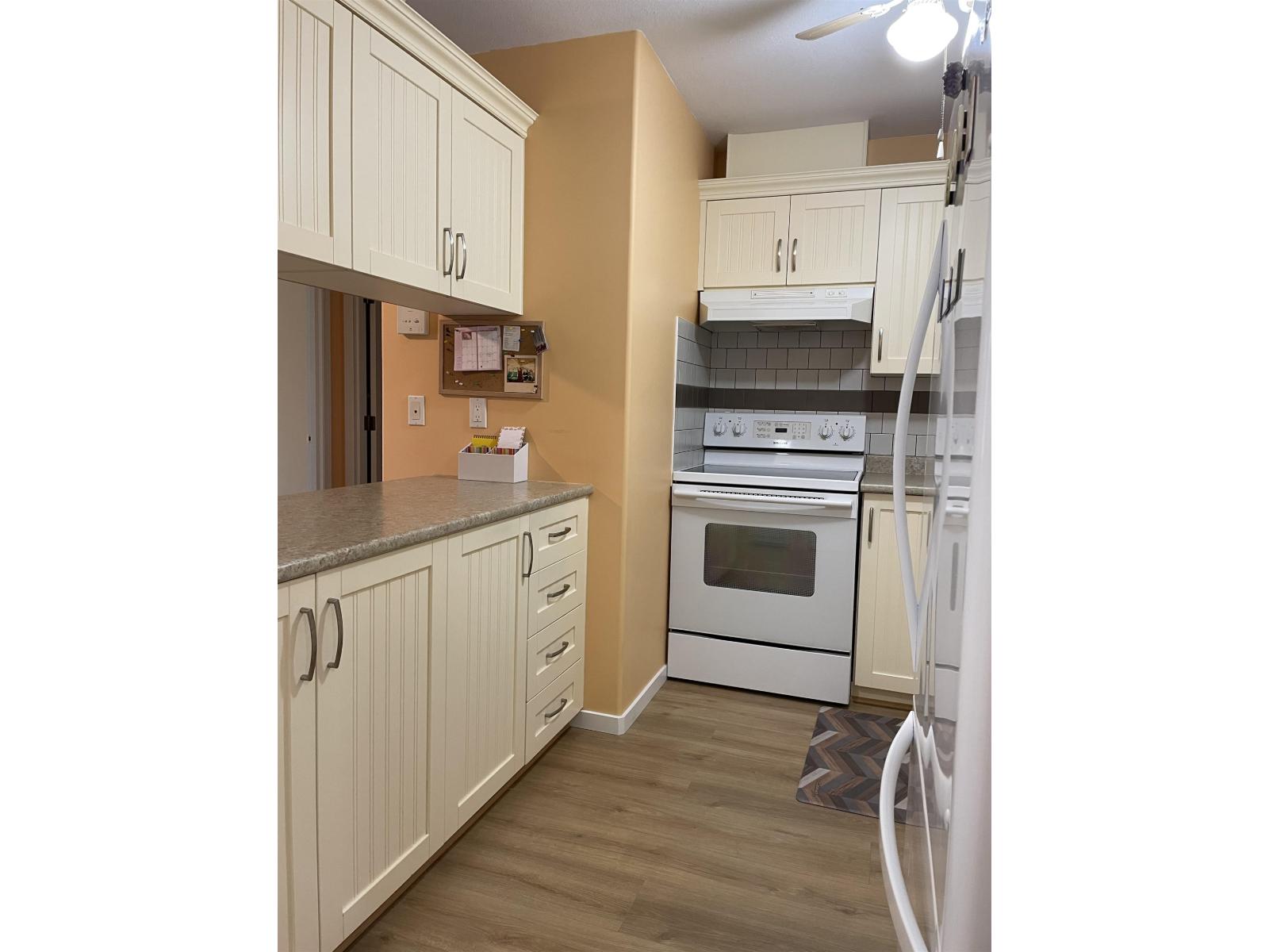 204 8980 Mary Street, Chilliwack Proper West, Chilliwack, British Columbia  V2P 4J3 - Photo 3 - R3074769