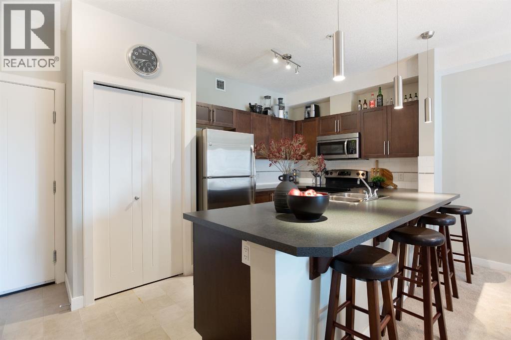 2203, 604 East Lake Boulevard Ne, Airdrie, Alberta  T4A 0G6 - Photo 3 - A2273748