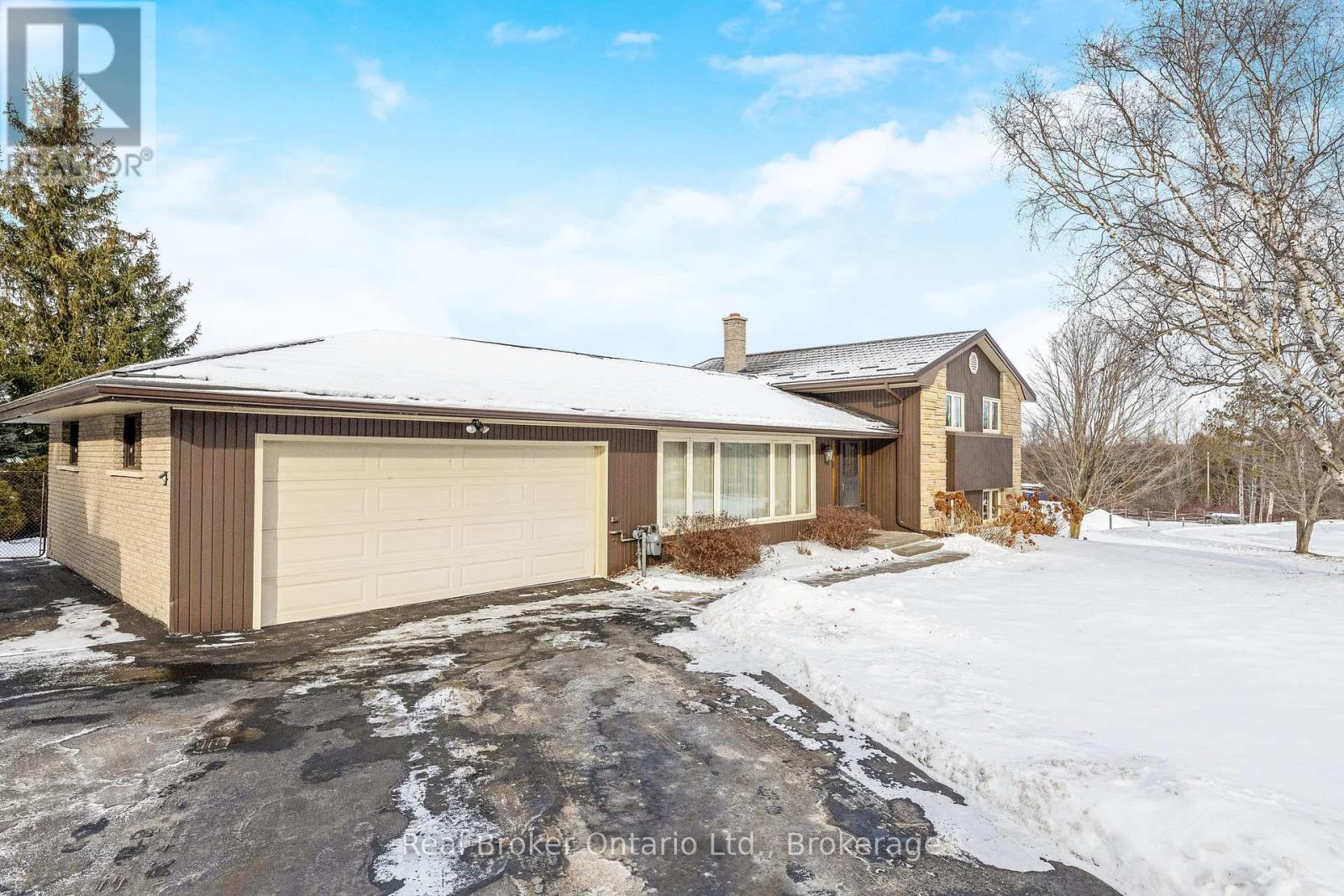 9412 Sideroad 17, Erin, Ontario  N0B 1Z0 - Photo 4 - X12577690