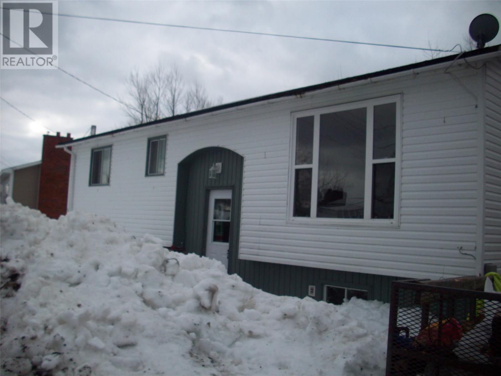 7 Crewes Road, Glovertown, Newfoundland & Labrador