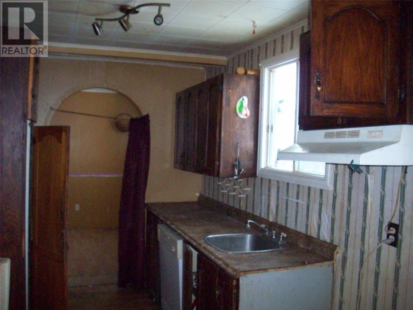 7 Crewes Road, Glovertown, Newfoundland & Labrador  A0G 2L0 - Photo 2 - 1293398