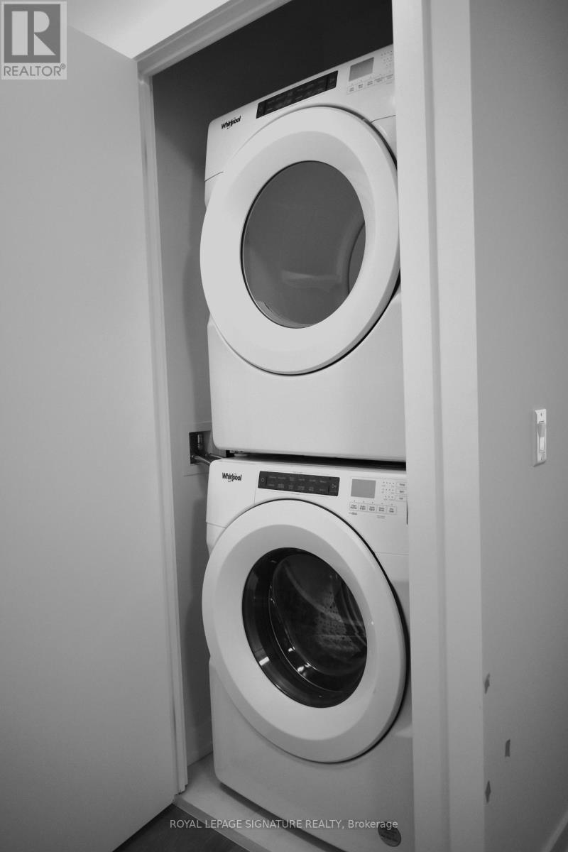 434 - 55 Duke Street W, Kitchener, Ontario  N2H 0C9 - Photo 10 - X12647872